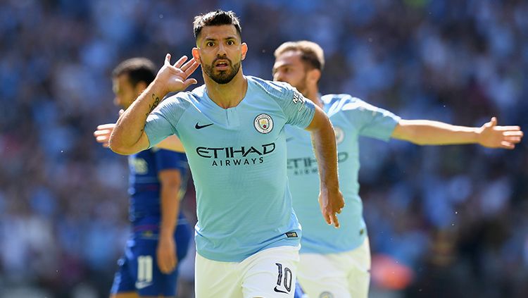 Aguero menjadi pencetak gol pembuka di laga Community Shield 2018. Copyright: © Getty Images