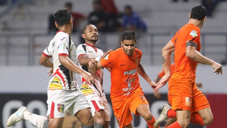 Situasi pertandingan Borneo FC vs Mitra Kukar. Copyright: &copy; borneofc.id