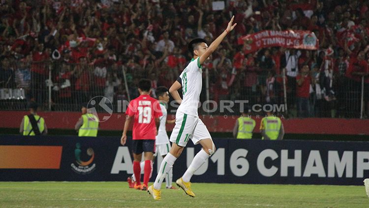 Rendy Juliansyah merayakan selebrasi usai cetak gol. Copyright: &copy; Fitra Herdian/INDOSPORT