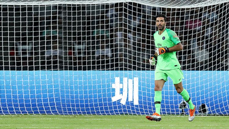 Gianluigi Buffon, Kiper PSG. Copyright: © Getty Images