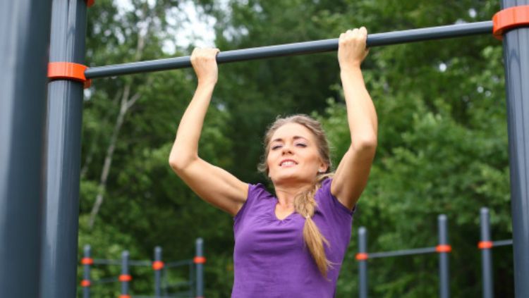 Ilustrasi pull up. Copyright: © Shutterstock
