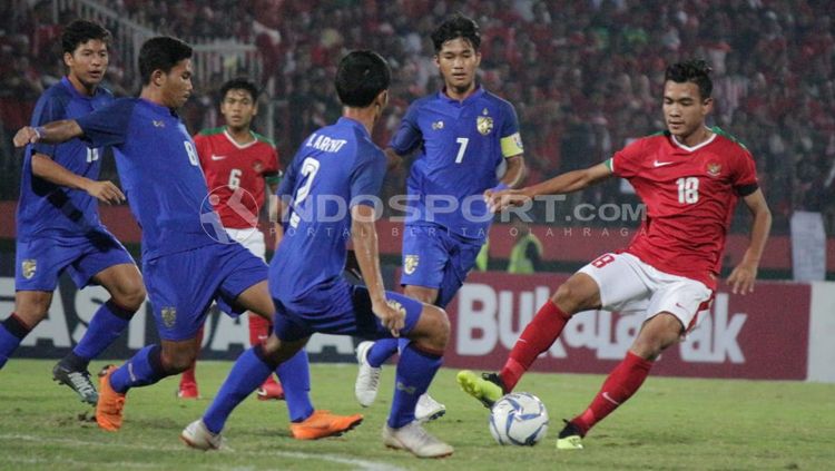 Final Piala AFF U-16 antara Indonesia vs Thailand. Copyright: © INDOSPORT/Fitra Herdian