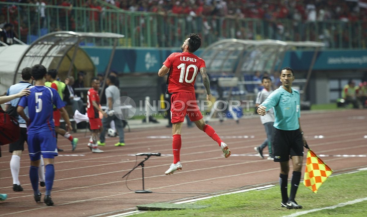Stefano Lilipaly melakukan selebrasi dengan meloncat keatas. Herry Ibrahim Copyright: &copy; Herry Ibrahim/INDOSPORT