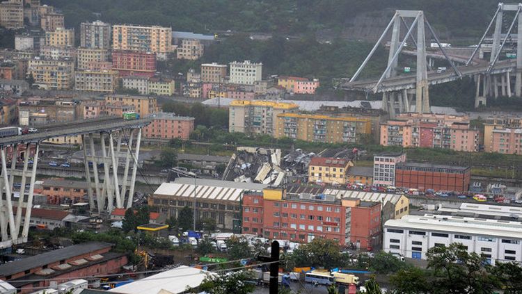 Jembatan di Genoa roboh, klub-klub Serie A gelar mengheningkan cipta. Copyright: &copy; www.football5star.com