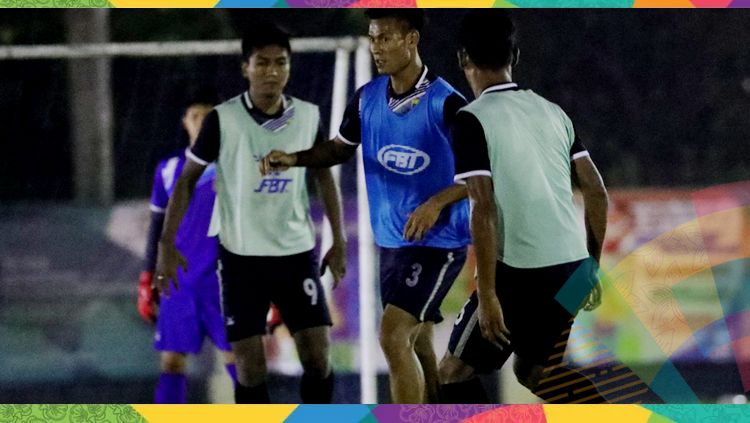 Timnas Myanmar saat jalani latihan. Copyright: © Myanmar Football