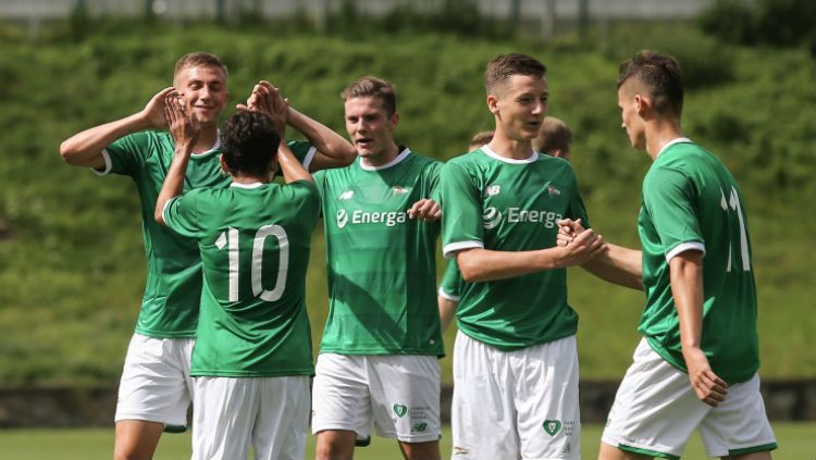 Egy Maulana Vikri mencetak 2 gol saat Lechia Gdansk II menang 5-0 atas Pogon Lebork. Copyright: © lchia.pl