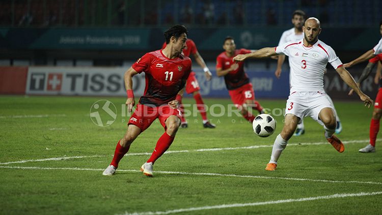 Gavin Kwan Adsit saat tampil melawan Palestina. Copyright: © Herry Ibrahim/INDOSPORT