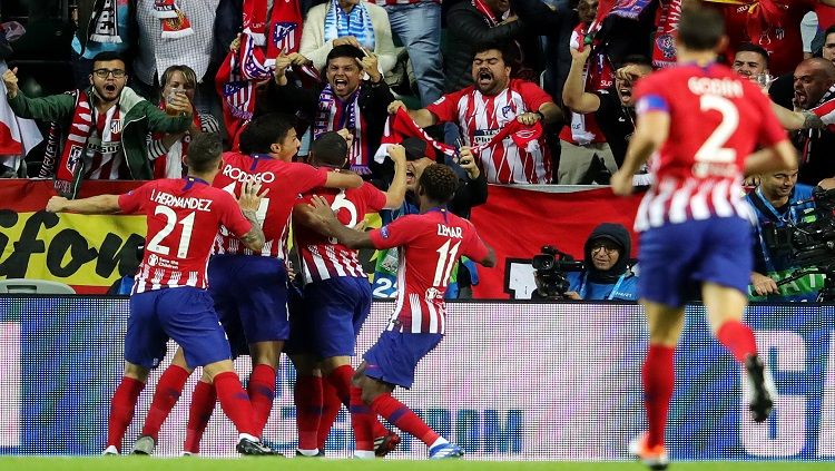 Atletico Madrid merayakan gol cepat yang diciptakan oleh Diego Costa.di laga Piala Super Eropa melawan Real Madrid. Copyright: © Getty Images