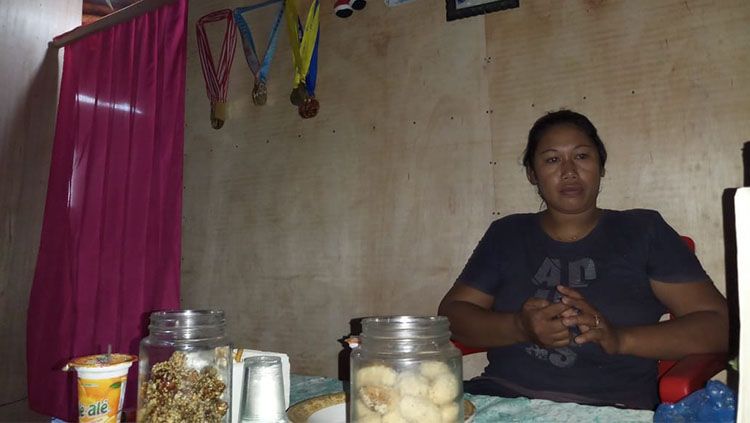 Kakak Ramla, Herni, ungkap lika-liku perjalanan sang adik. Copyright: &copy; Wira Wahyu Utama