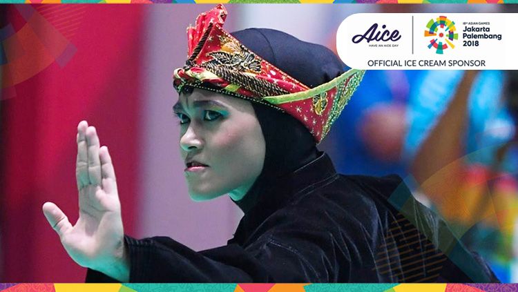 Puspa Arumsari sumbang emas kategori Pencak Silat untuk Indonesia. Copyright: © Indosport.com