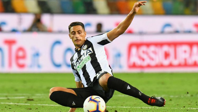 Pemain sepak bola Udinese, Rolando Mandragora, pernah bermain untuk klub Serie A Liga Italia, Juventus. Copyright: © Getty Images