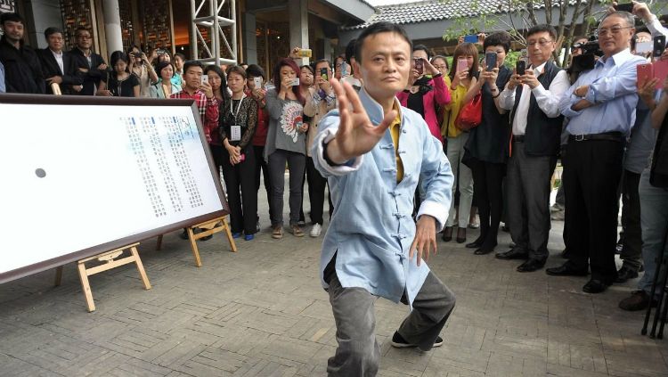 Jack Ma saat beraksi tai chi. Copyright: © CGTN