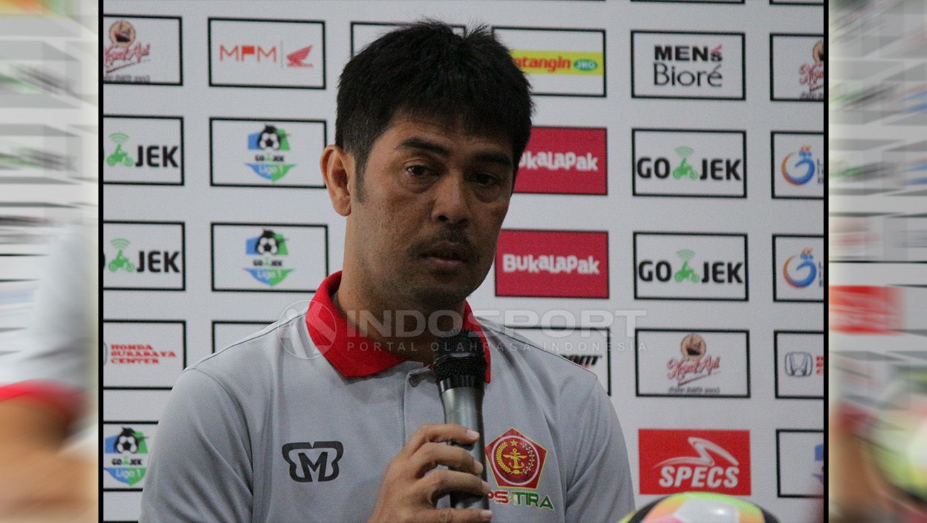 Pelatih PS TIRA Nil Maizar saat Konfrensi Pers. Copyright: © Fitra Herdian/Football265.com