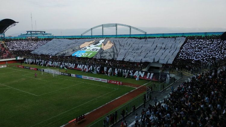 Koreografi Ciamik BCS Jadi Cambuk untuk Skuat PSS Sleman Koreografi Ciamik BCS Jadi Cambuk untuk Skuat PSS Sleman