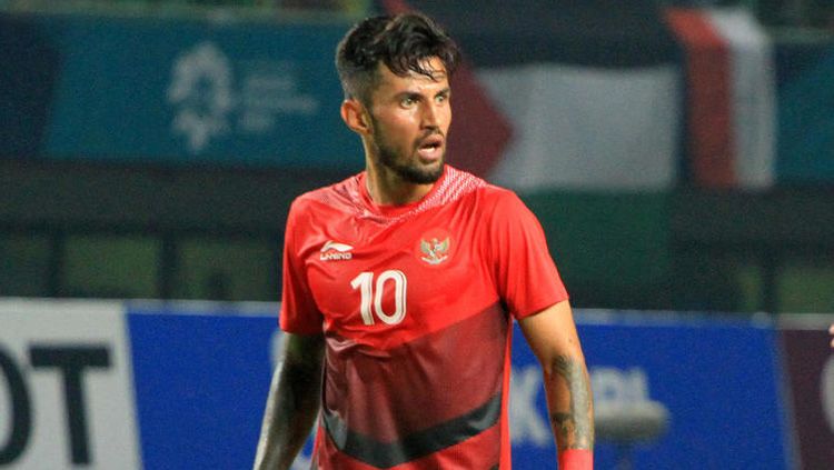 Striker timnas Indonesia, Stefano Lilipaly. Copyright: © feedme