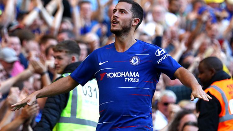 Eden Hazard dinilai bisa menjadi kunci bagi Chelsea untuk kembali berjaya di Liga Inggris (Premier League) 2023/24 dengan menjadi asisten Mauricio Pochettino. Copyright: © Getty Images