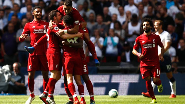 Selebrasi para pemani Liverpool saat kandaskan Tottenham. Copyright: © Getty Images