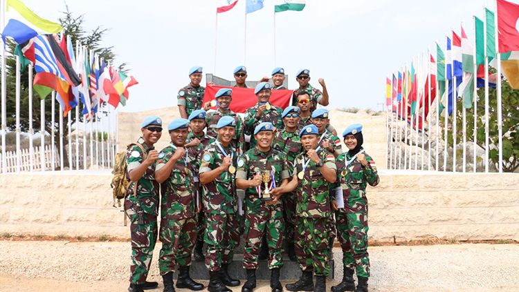 Satgas Indobatt Juara Umum Menembak Tingkat UNIFIL di Lebanon Copyright: © Puspen TNI
