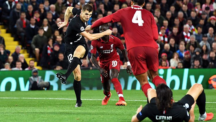 Thomas Munier mencetak gol yang memperkecil ketertinggalan PSG. Copyright: © Getty Images/Michael Regan