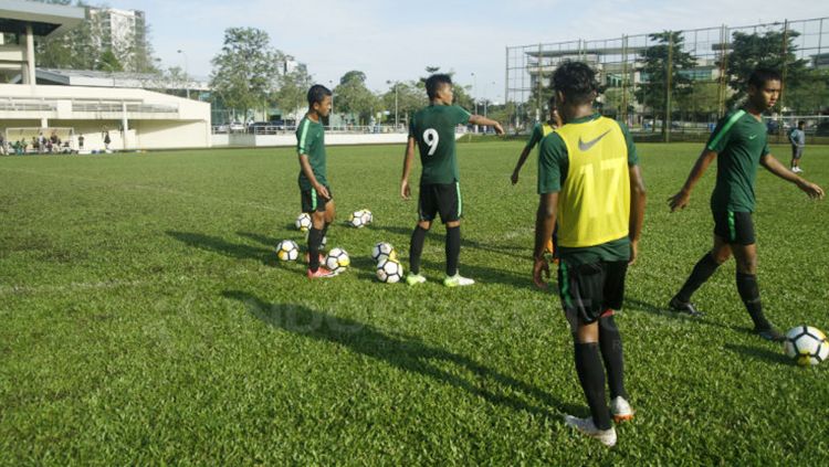 Suasana latihan Timnas Indonesia U-16. Copyright: © Abdurrahman Ranala/INDOSPORT