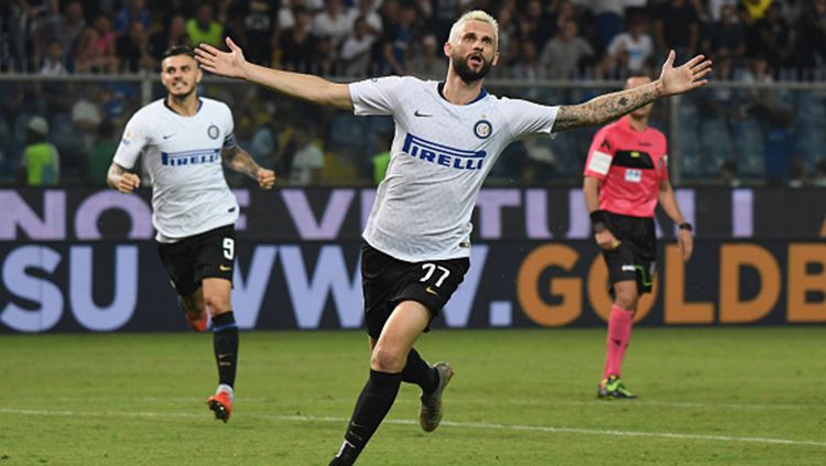 Marcelo Brozovic, gelandang Inter Milan yang disebut mirip bintang porno oleh Romelu Lukaku, rupanya memiliki statistik yang gemilang sejak musim lalu. Copyright: © Getty Images