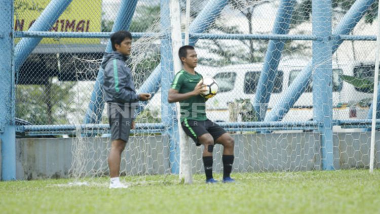 Supriadi melakukan latihan terpisah. Copyright: © Abdurrahman Ranala/INDOSPORT