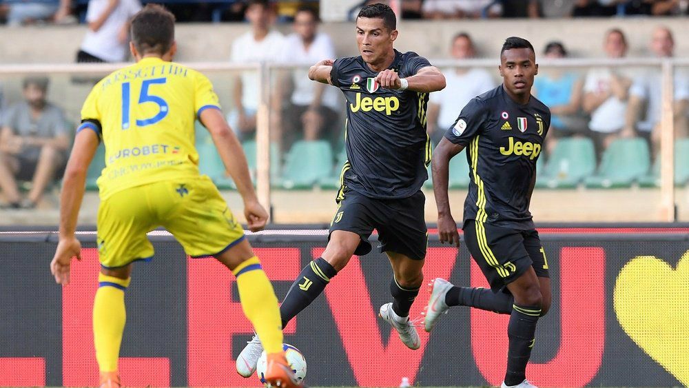 Aksi penyerang Juventus Cristiano Ronaldo di laga kontra Frosinone Copyright: © Reuters