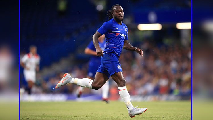 Victor Moses, gelandang sayap Chelsea. Copyright: © INDOSPORT