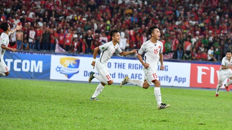 Selebrasi pemain Vietnam U-16, Khuat Van Khang, setelah berhasil bobol gawang Indonesia. Copyright: © The-AFC.com