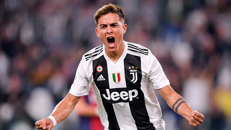 Pemain sepak bola Juventus, Paulo Dybala, ternyata memiliki dua klub yang ia inginkan sebagai tempat berlabuh jika hengkang dari Turin. Copyright: © Getty Images