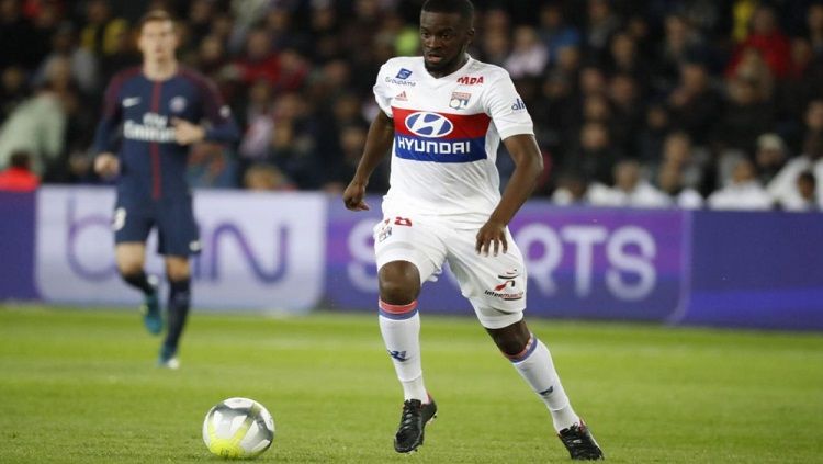 Bintang muda Lyon dan Timnas Prancis, Tanguy Ndombele, bakal segera bergabung dengan Tottenham Hotspur. Copyright: © Getty Images