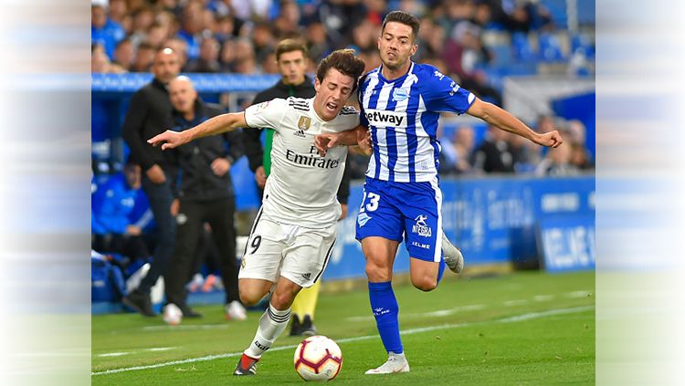 AC Milan tengah membidik bintang gagal Real Madrid sebagai upaya antisipasi andaikata mereka tidak bisa mendapatkan Diogo Dalot dari Manchester United. Copyright: © getty images