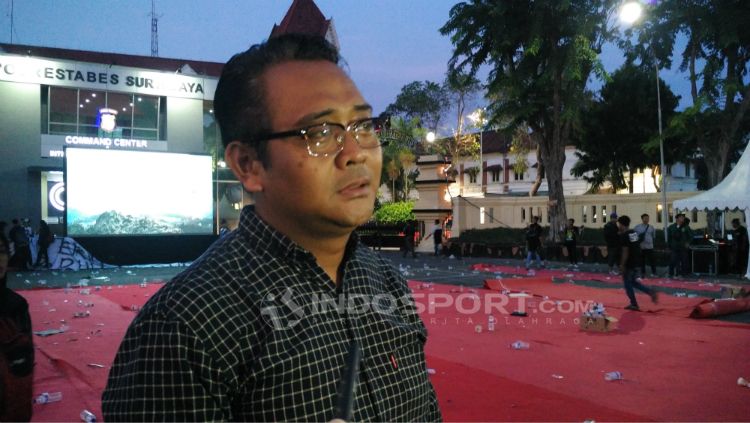 Hanif Marjuni public relation manajer PT LIB. Copyright: © Fitra Herdian Ariestianto/INDOSPORT