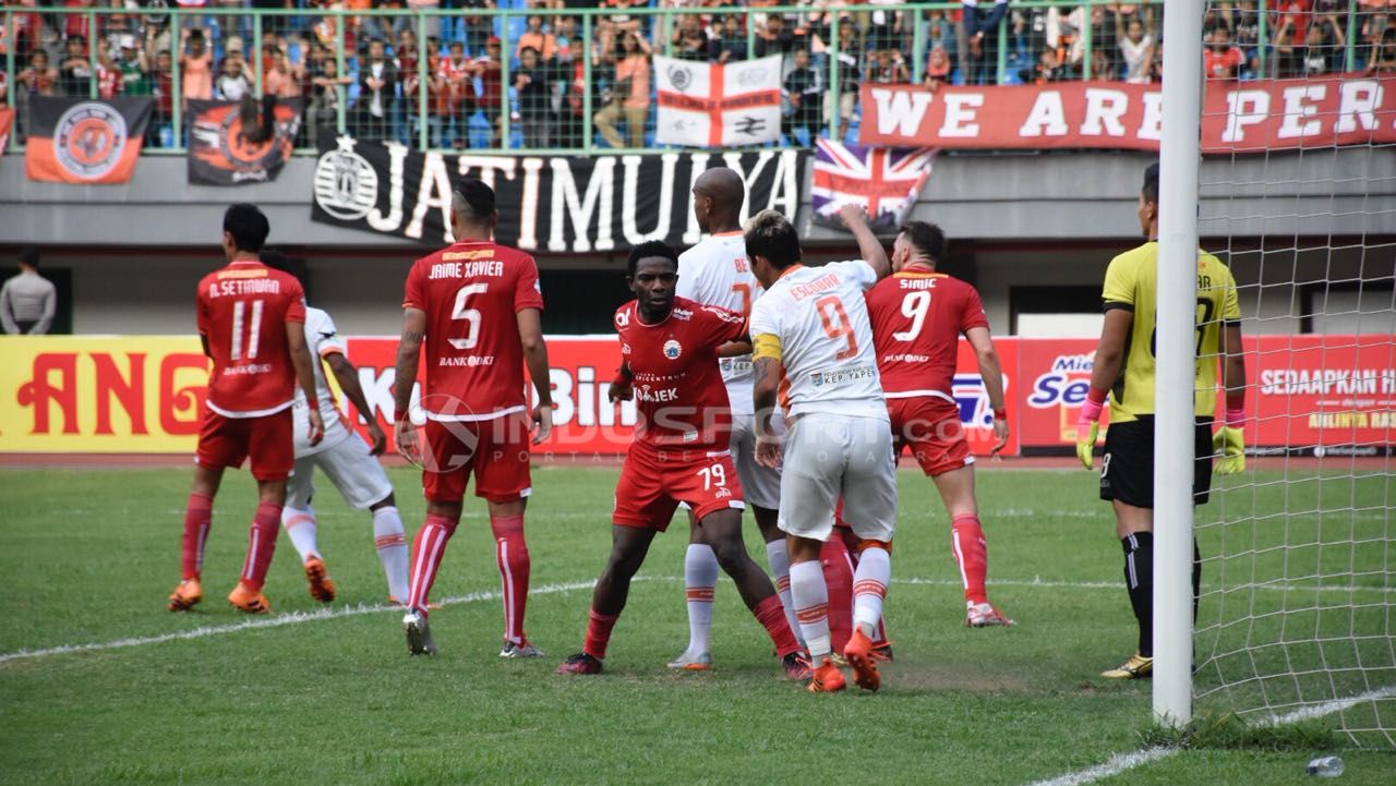 Persija Jakarta vs Perseru Serui Copyright: © Herry Ibrahim/Indosport.com