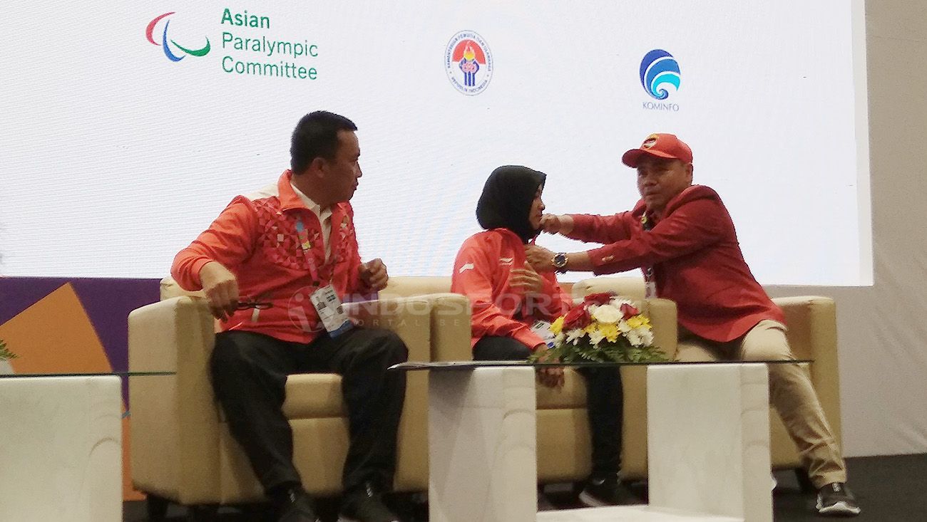 Menpora Imam Nahrawi akhirnya buka suara terhadap polemik atlet Blind Judo disabilitas Indonesia Miftahul Jannah yang enggan melepas hijab saat bertanding di Asian Para Games 2018. Copyright: © Tiyo Bayu Nugroho/Indosport.com
