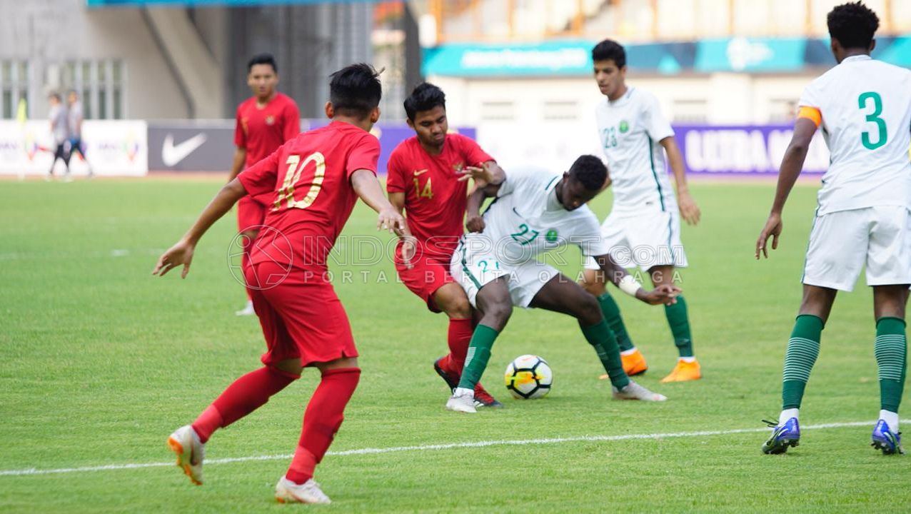Uji coba Indonesia vs Saudi Arabia. Copyright: © Herry Ibrahim/Football265.com