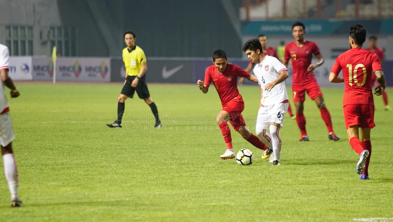 Indonesia vs Myanmar. Copyright: &copy; Herry Ibrahim/Indosport.com
