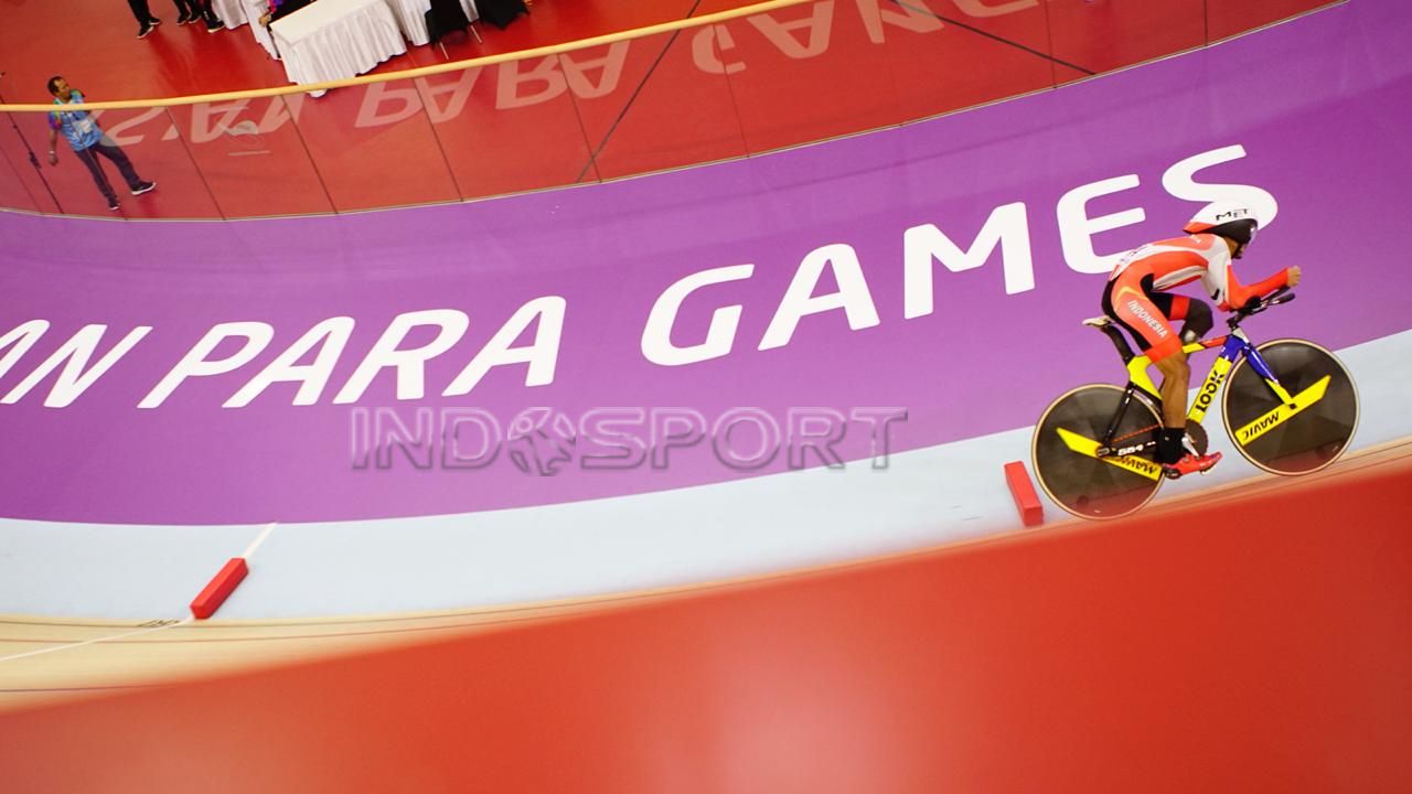 Pelatih sekaligus Koordinator tim Para-cycling Indonesia, Fadilah Umar, menargetkan satu medali emas pada gelaran ASEAN Paragames 2020 di Filipina. Copyright: © Herry Ibrahim/INDOSPORT
