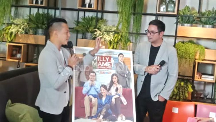 Ernest Prakasa dalam peluncuran poster dan teaser pertama film Milly & Mamet di Thamrin, Jakarta, Senin, (15/10/18) Copyright: &copy; Shintya Maharani/INDOSPORT