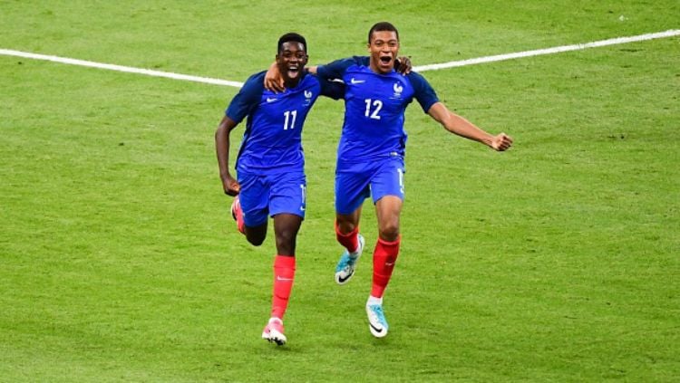 Ousmane Dembele dan Kylian Mbappe dalam Timnas Prancis. Copyright: © Getty Images