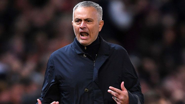 Jose Mourinho, pelatih Man United. Copyright: © Getty Images