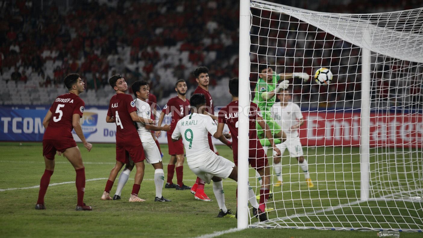 Qatar U19 vs Indonesia U19 Copyright: © Herry Ibrahim/Soicaumienbac.cc