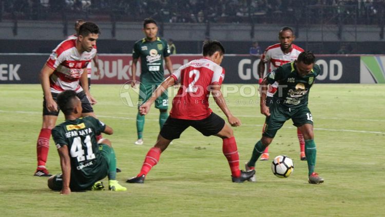 Persebaya vs Madura United. Copyright: © Fitra Herdian/INDOSPORT