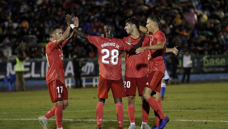 Para pemain Real Madrid merayakan kemenangan atas Melilla di babak 32 besar Copa Del Rey 2018/19. Copyright: &copy; AS