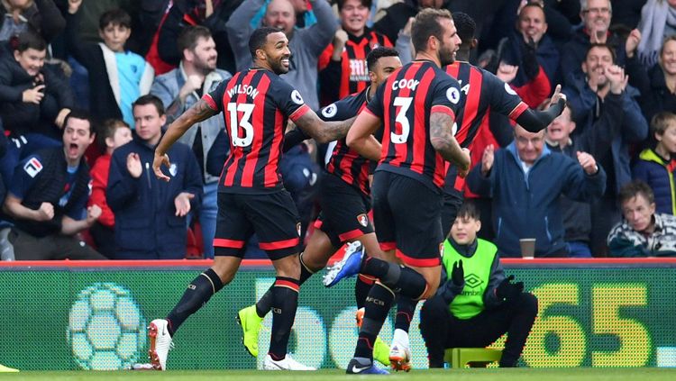 Aksi selebrasi pemain Bournemouth setelah Callum Wilson mencetak gol Copyright: © Premier League