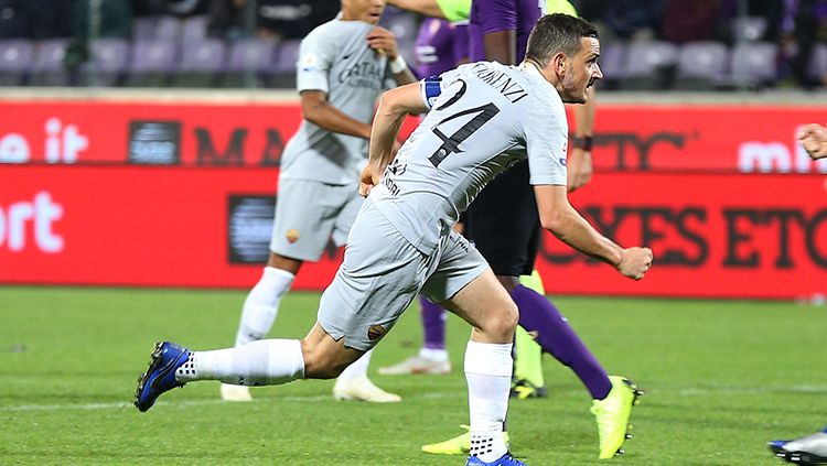 Alessandro Florenzi berselebrasi usai mencetak gol ke gawang Fiorentina. (Getty Images/Gabriele Maltinti) Copyright: © Getty Images/Gabriele Maltinti