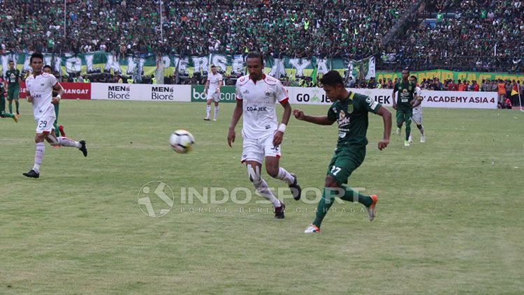 Persebaya vs Persija Copyright: &copy; Fitra Herdian/INDOSPORT