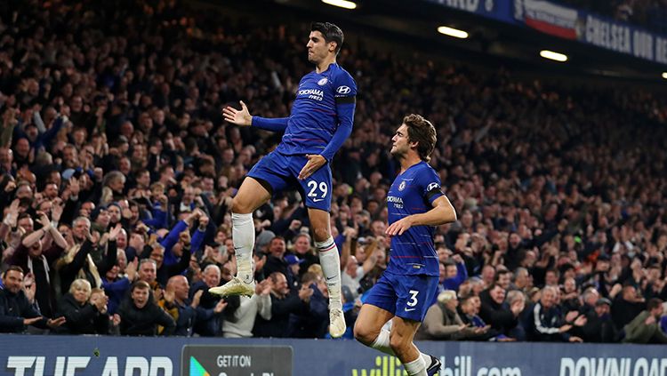 Alvaro Morata mencetak dua gol untuk Chelsea saat mengalahkan Crystal Palace 3-1. Copyright: © Getty Images/Catherine Ivill