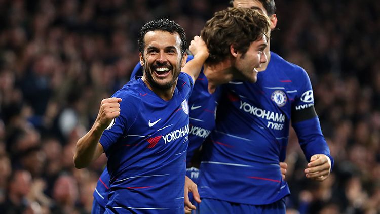 Pedro menyumbang satu gol saat Chelsea mengalahkan Crystal Palace 3-1. Copyright: © Getty Images/Catherine Ivill