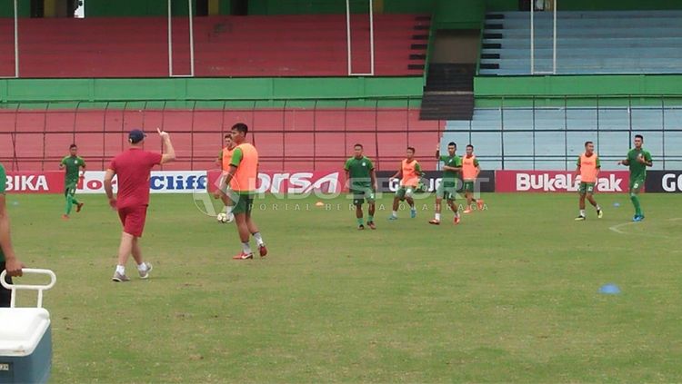 Skuat PSMS Medan menjalani latihan. Copyright: © Kesuma Ramadhan/INDOSPORT